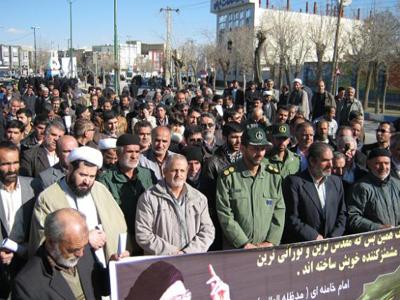 فریاد خشم و نفرت از هتاکان به نبی اکرم(ص) در کبودراهنگ طنین‌انداز شد + تصاویر