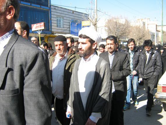 فریاد خشم و نفرت از هتاکان به نبی اکرم(ص) در کبودراهنگ طنین‌انداز شد + تصاویر