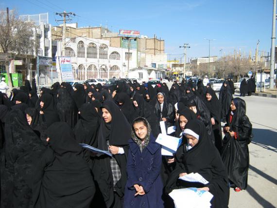 فریاد خشم و نفرت از هتاکان به نبی اکرم(ص) در کبودراهنگ طنین‌انداز شد + تصاویر