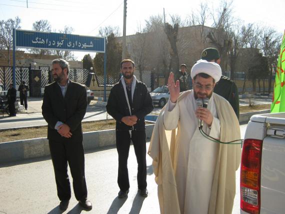 فریاد خشم و نفرت از هتاکان به نبی اکرم(ص) در کبودراهنگ طنین‌انداز شد + تصاویر