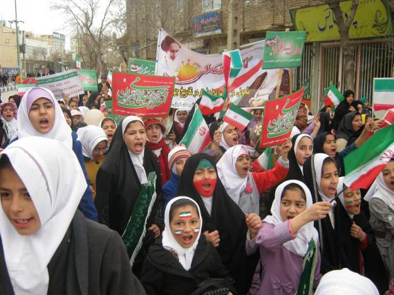 راهپیمایی مردم کبودراهنگ در 22 بهمن