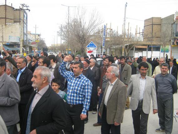 راهپیمایی نمازگزاران کبودراهنگ در محکومیت رژیم آل سعود