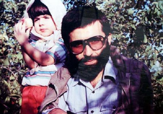شهید آوینی و دختــــرش +عکس 