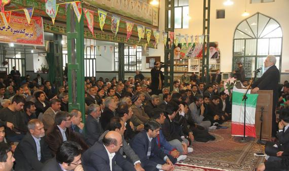 به مناسبت دهه فجر 4 پروژه عمرانی با 42 میلیارد و 600 میلیون ریال با حضور استاندار و جمعی از مسئولین استانی درشهرستان کبودراهنگ به بهره برداری رسید .