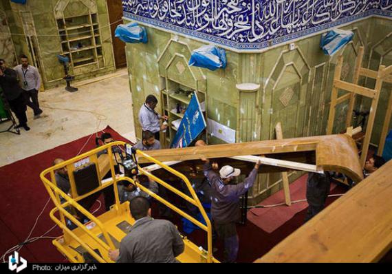 نصب سازه چوبی ضریح جدید حرم حضرت عباس(ع)