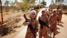 داعش 12 عضو کودک خود را اعدام کرد